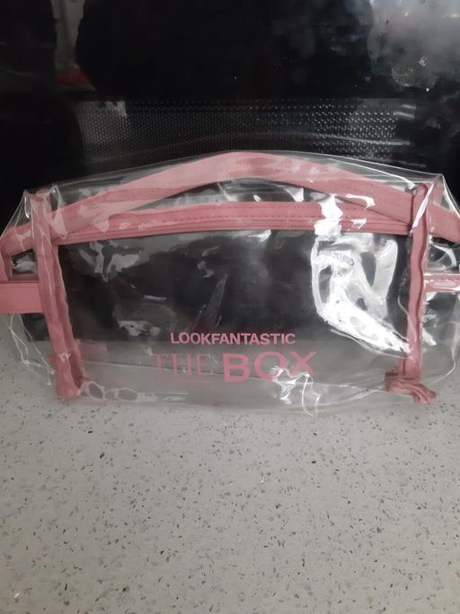 Buy & Sell South Hylton Sunderland - Photos for toiletries