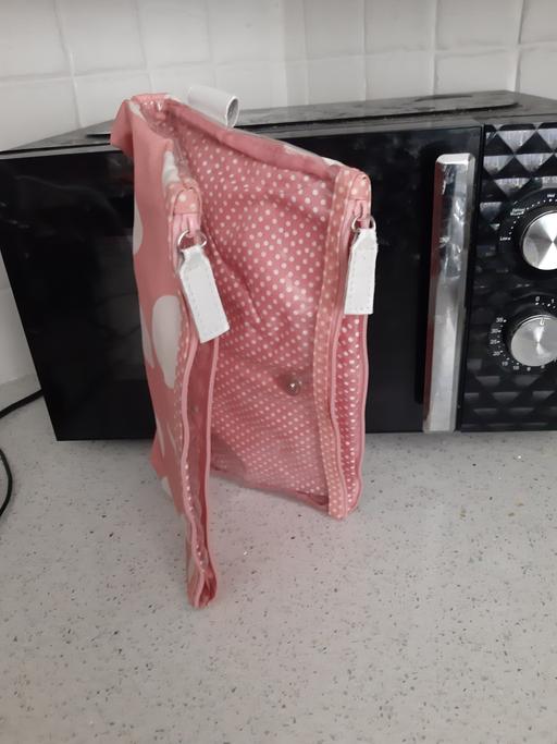 Buy & Sell South Hylton Sunderland - Photos for toiletries