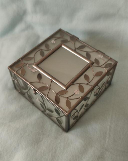 Buy & Sell Grafton Street Industrial Estate West Northamptonshire - Photos for Jewellery box