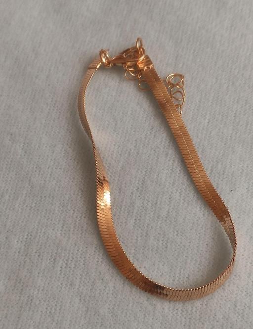 Buy & Sell Grafton Street Industrial Estate West Northamptonshire - Photos for Beautiful bracelet