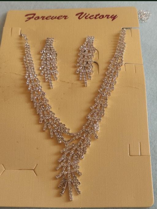 Buy & Sell Grafton Street Industrial Estate West Northamptonshire - Photos for New beautiful jewellery set