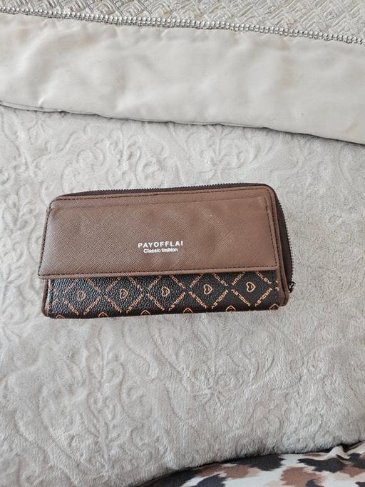 Buy & Sell Newton Doncaster - Photos for Large purse..NEW