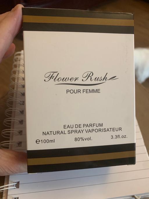 Buy & Sell Wednesbury Sandwell - Photos for Flower Rush purfume 🩷