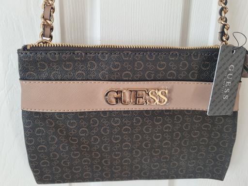 Buy & Sell Ocker Hill Sandwell - Photos for Guess handbag