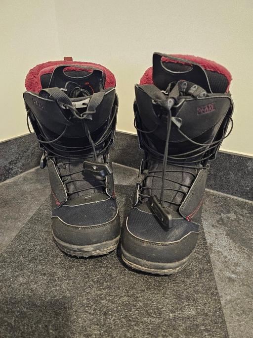 Buy & Sell Whittington Lichfield - Photos for SNOWBOARD BOOTS UK 5.5
