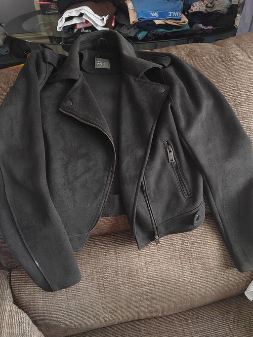Buy & Sell Gravesend Gravesham - Photos for Suede black cropped jacket