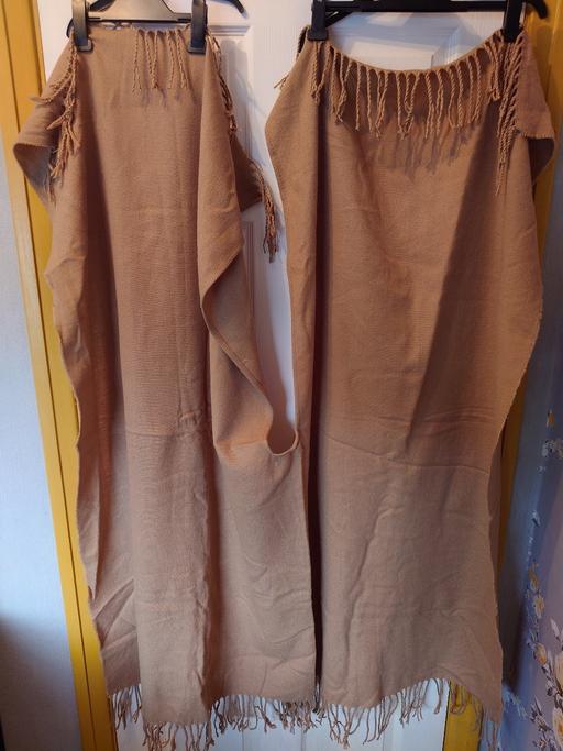 Buy & Sell Woodthorpe Charnwood - Photos for Women's brown shawl