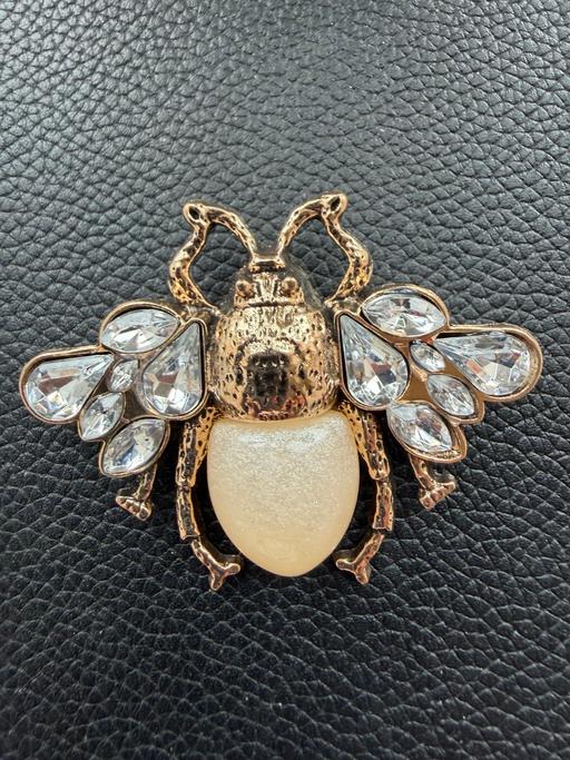 Buy & Sell Ocean Village Southampton - Photos for Antique style bee brooch