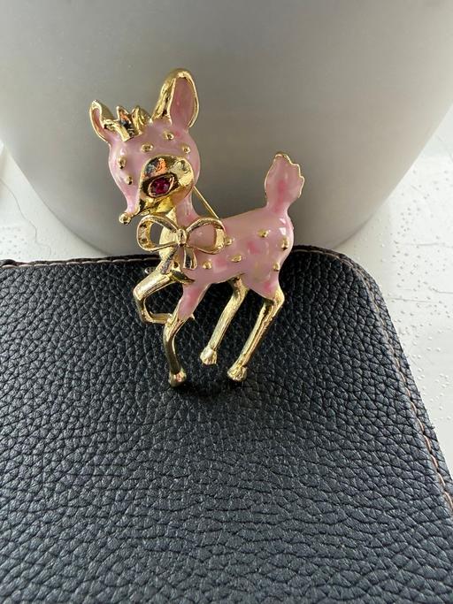 Buy & Sell Ocean Village Southampton - Photos for Bambi style pink brooch