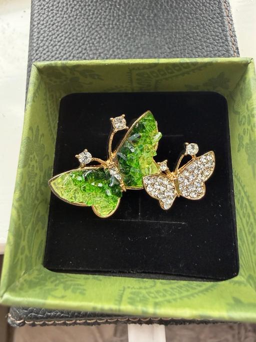 Buy & Sell Ocean Village Southampton - Photos for Green and diamanté duo butterfly brooch