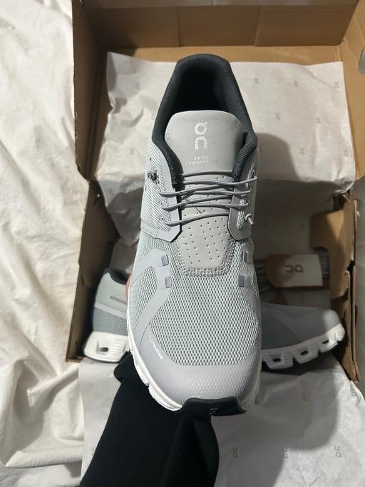 Buy & Sell Motspur Park South West London - Photos for Size 10.5 men’s oncloud running/trainer shoe