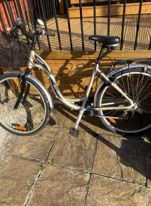 Buy & Sell Wealdstone Harrow - Photos for MBK ladies Hybrid Bicycle 17'' Frame