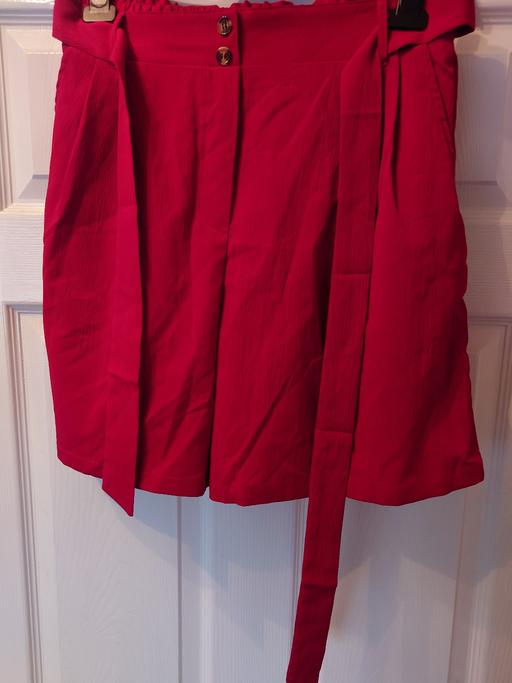 Buy & Sell Woodthorpe Charnwood - Photos for Women's red shein shorts size 8/10