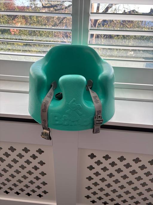 Buy & Sell Hook South West London - Photos for Bumbo seat
