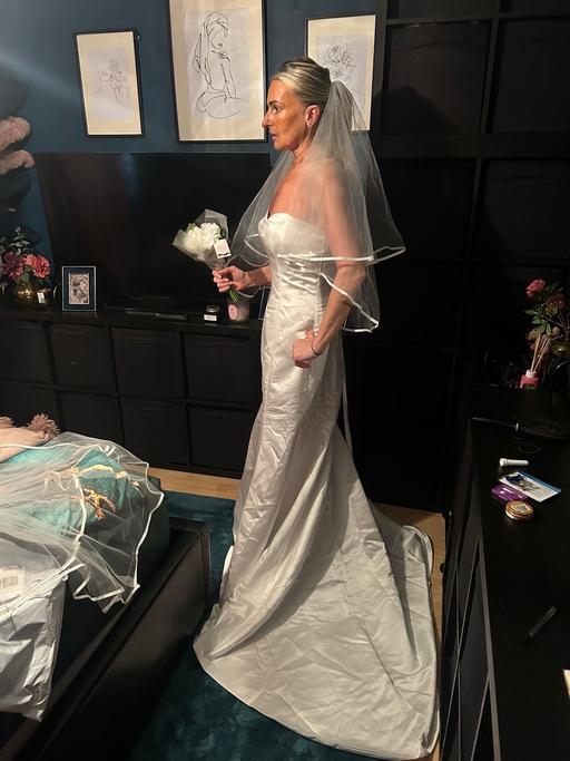 Buy & Sell Denton Tameside - Photos for Wedding dress