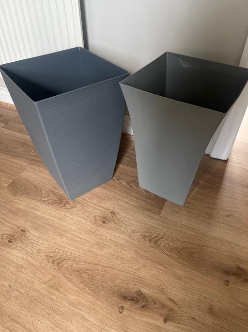 Buy & Sell Conisbrough Doncaster - Photos for Large grey garden pots deep tall