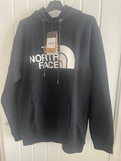 Buy & Sell Cross Green Leeds - Photos for North face black hooded top - size XL