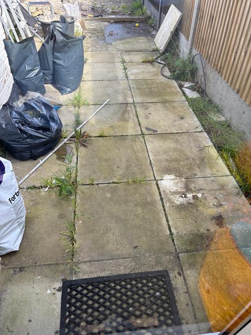 Buy & Sell Whitstable Canterbury - Photos for Slabs. Garden tiles.