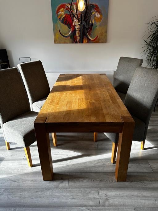Buy & Sell Ipsley Redditch - Photos for Solid wood dinning table