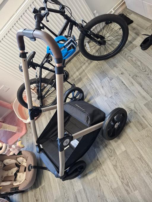 Buy & Sell Smethwick Sandwell - Photos for travel system