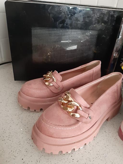 Buy & Sell South Hylton Sunderland - Photos for bargain size 5