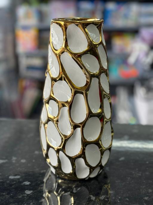 Buy & Sell Yardley Birmingham - Photos for White & Gold Decorative Vase 28cm