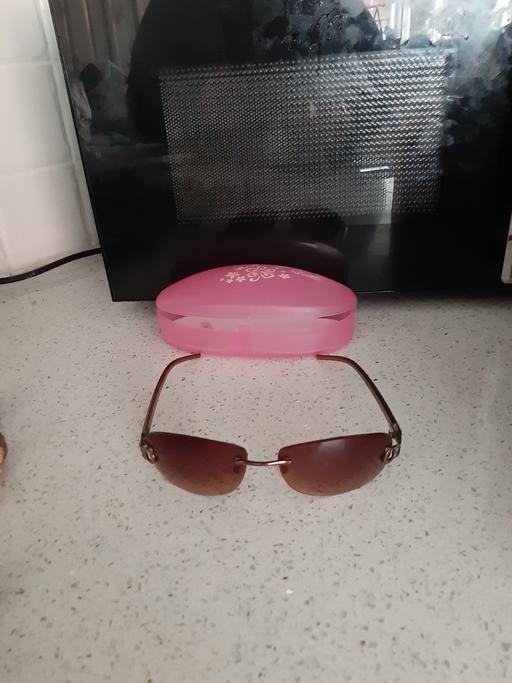 Buy & Sell South Hylton Sunderland - Photos for sunglasses and case