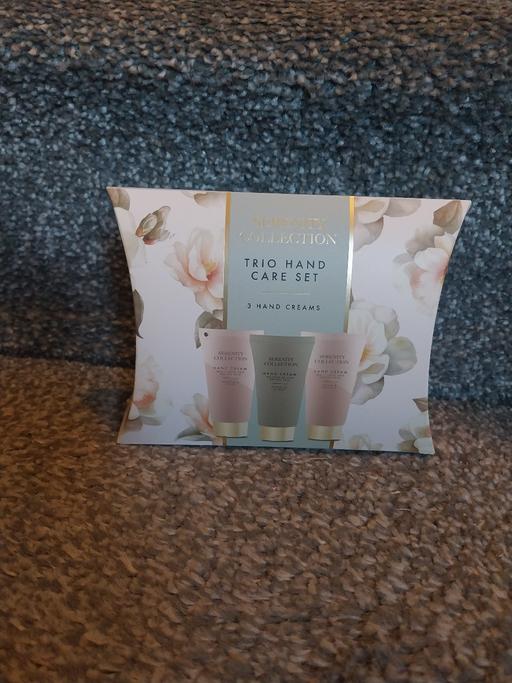 Buy & Sell Essington Wolverhampton - Photos for New. Serenity Handcare Gift Set