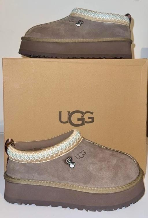 Buy & Sell Mansfield Woodhouse Mansfield - Photos for UGG Australia mushroom colour size 5UK