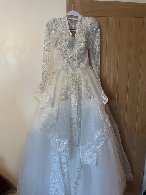 Buy & Sell Harrow Weald Harrow - Photos for Brand-new wedding dress size xs