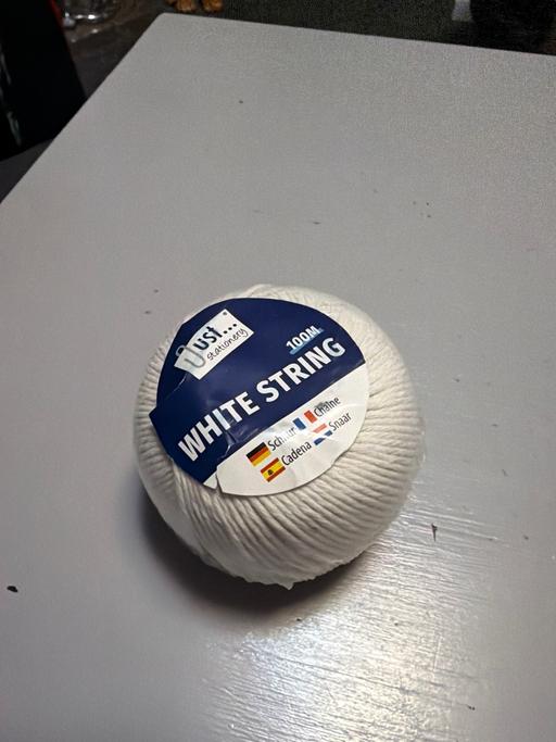 Buy & Sell Duckmanton Chesterfield - Photos for 100M white string