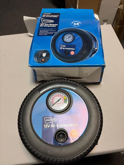 Vehicles Duckmanton Chesterfield - Photos for Streetwise 12V air compressor