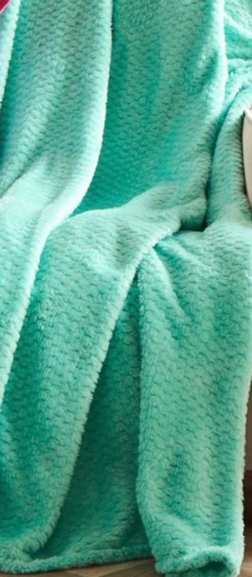 Buy & Sell Radcliffe Bury - Photos for Mint throw