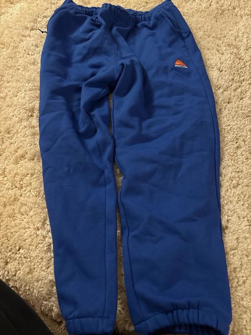 Buy & Sell Millbank Central London - Photos for Joggers