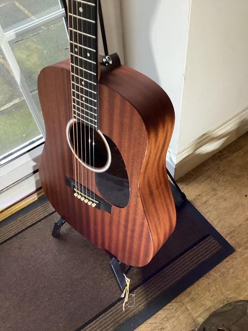 Buy & Sell Pool in Wharfedale Leeds - Photos for C F Martin Dreadnought Junior 10 guitar