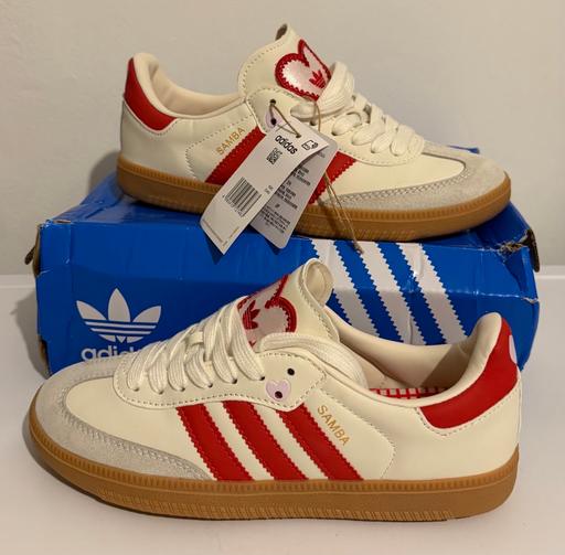 Buy & Sell Mansfield Woodhouse Mansfield - Photos for Adidas Samba V-day Size 4.5UK