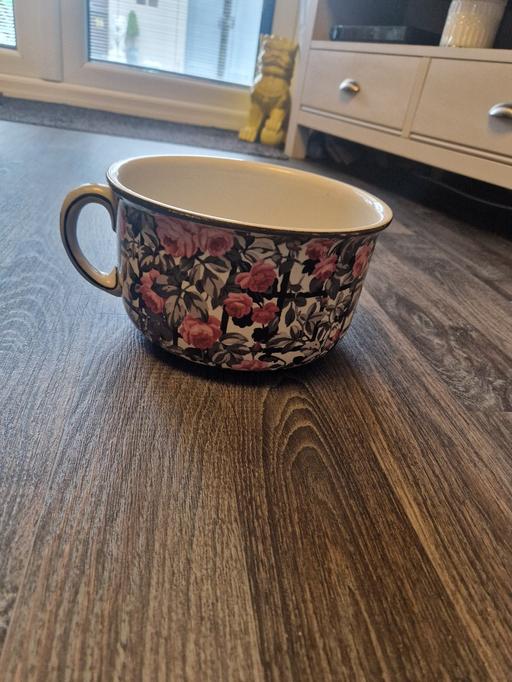 Buy & Sell Scholes Rotherham - Photos for Very large large pot with handle