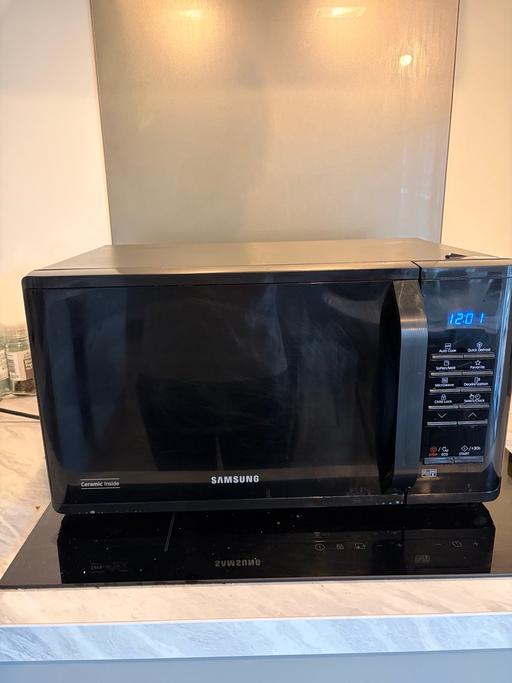 Buy & Sell Craigentinny Edinburgh - Photos for Smart Samsung Microwave