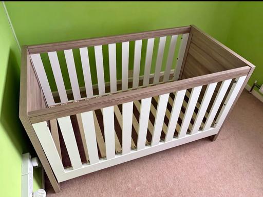 Buy & Sell Thornton Heath Croydon - Photos for Tutti Bambini Modena 3-in-1 cot bed in white