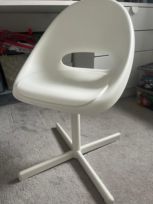 Buy & Sell Redbridge East London - Photos for Kids white swivel chair