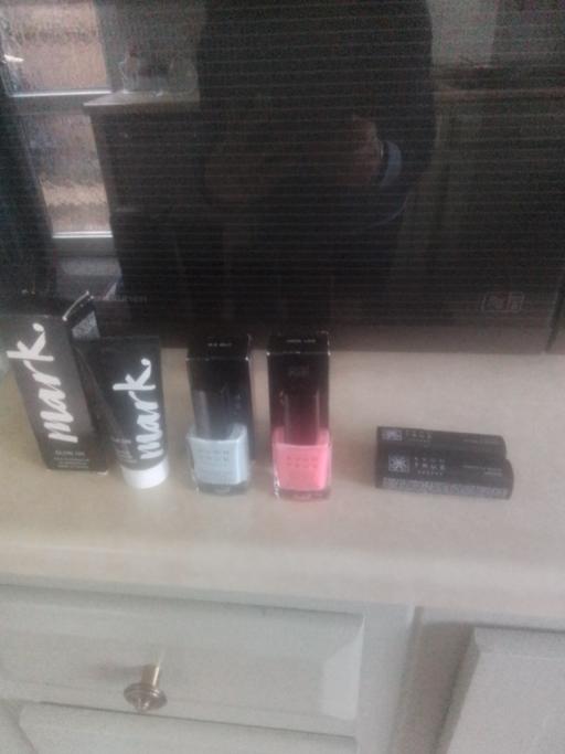 Buy & Sell Streetly Walsall - Photos for BRAND NEW AVON MAKEUP