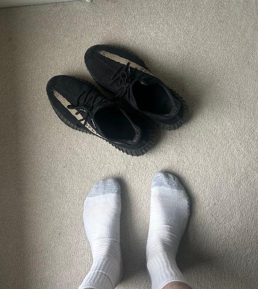 Buy & Sell Sloane Square Central London - Photos for Yeezy 350 copper