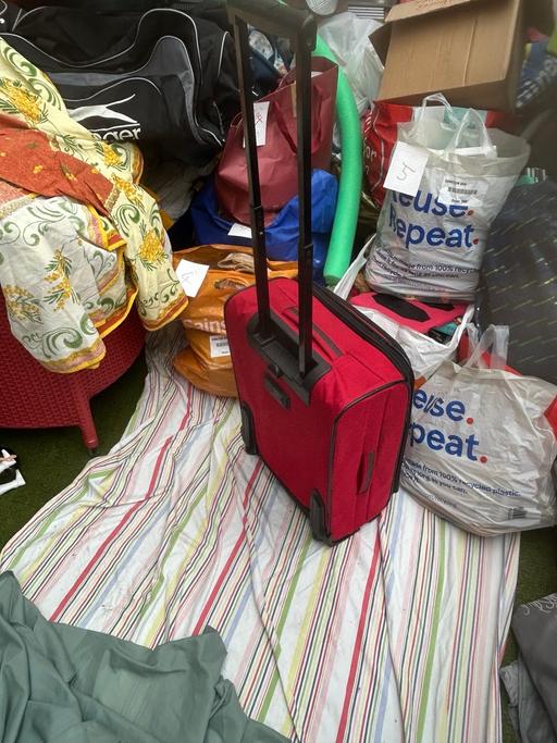 Buy & Sell Quinton Birmingham - Photos for Suitcase