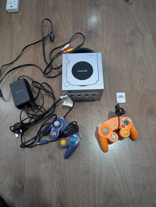 Buy & Sell Manor House North London - Photos for GameCube Silver platinum console tested!!