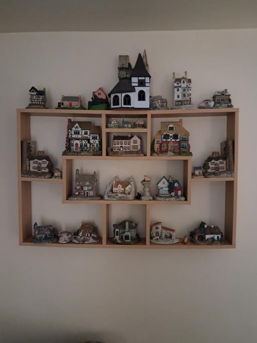 Buy & Sell Astra Business Park Trafford - Photos for shelve