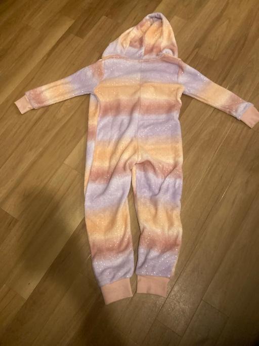 Buy & Sell Bromley Common South East London - Photos for 2x girl onesies