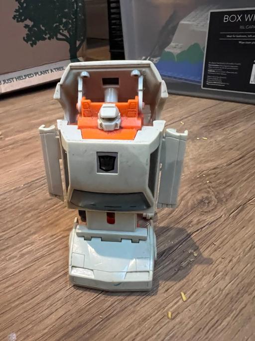 Buy & Sell Woodlands South West London - Photos for 1986 Transformers G1 Runamuck Battlecharger