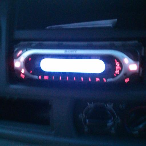 Vehicles Pendeford Wolverhampton - Photos for SONY XPLODE CSR CD RADIO