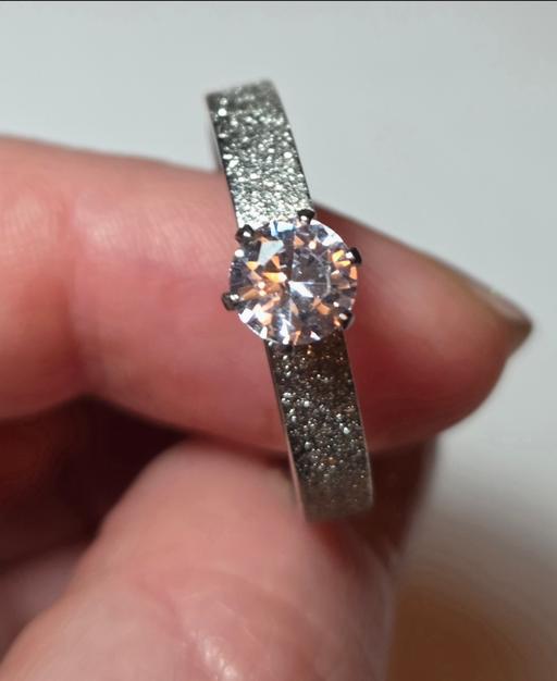 Buy & Sell Birmingham Birmingham - Photos for Solitaire Round Stone Ring (XL Sixe)