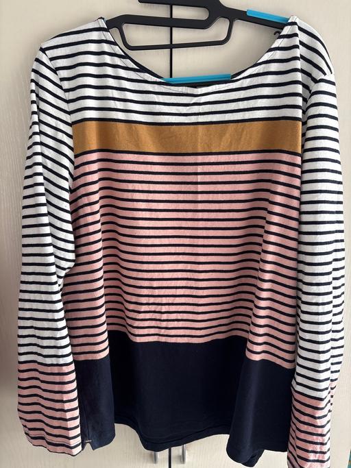 Buy & Sell Woodsetton Dudley - Photos for Ladies top